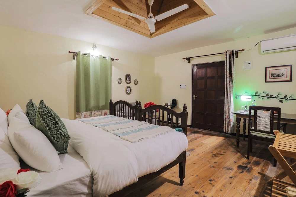 Seclude Nahan, Bantony Cottage