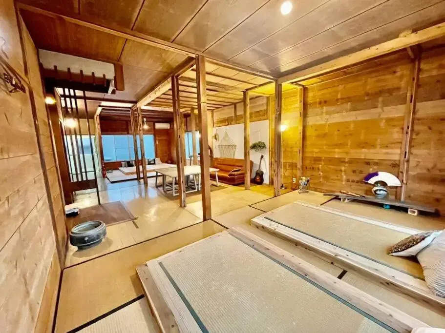 三丁庵 桜祭りに行こう カップルプランに長期滞在プランもあります We have long stay plan in Old Japanese modern style house
