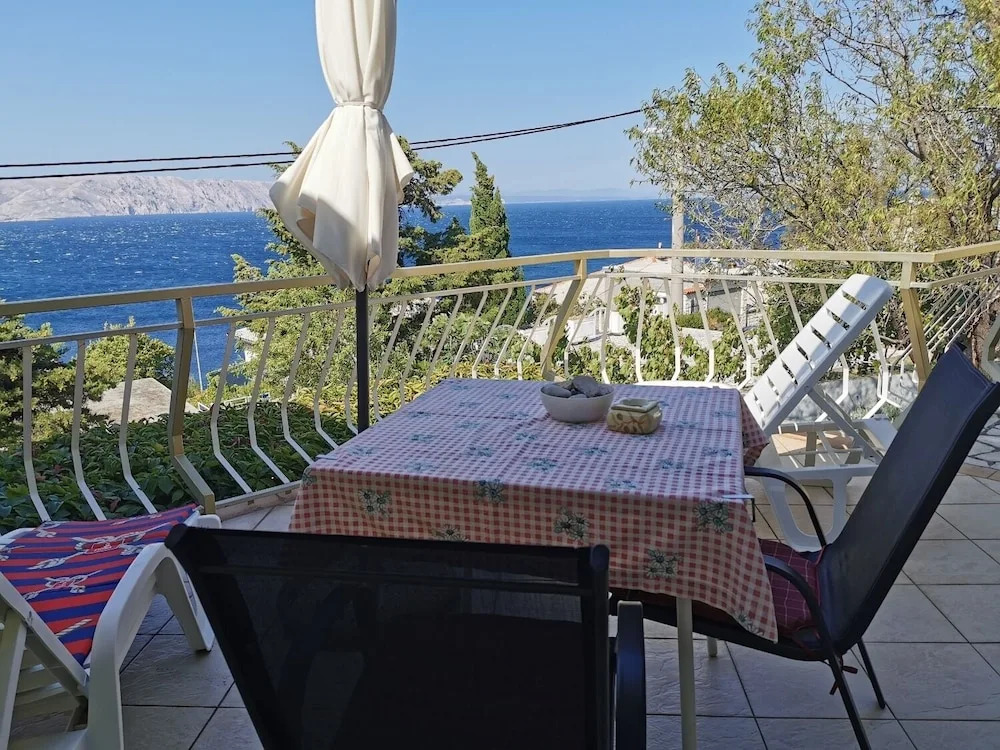 Apartments Zlatko