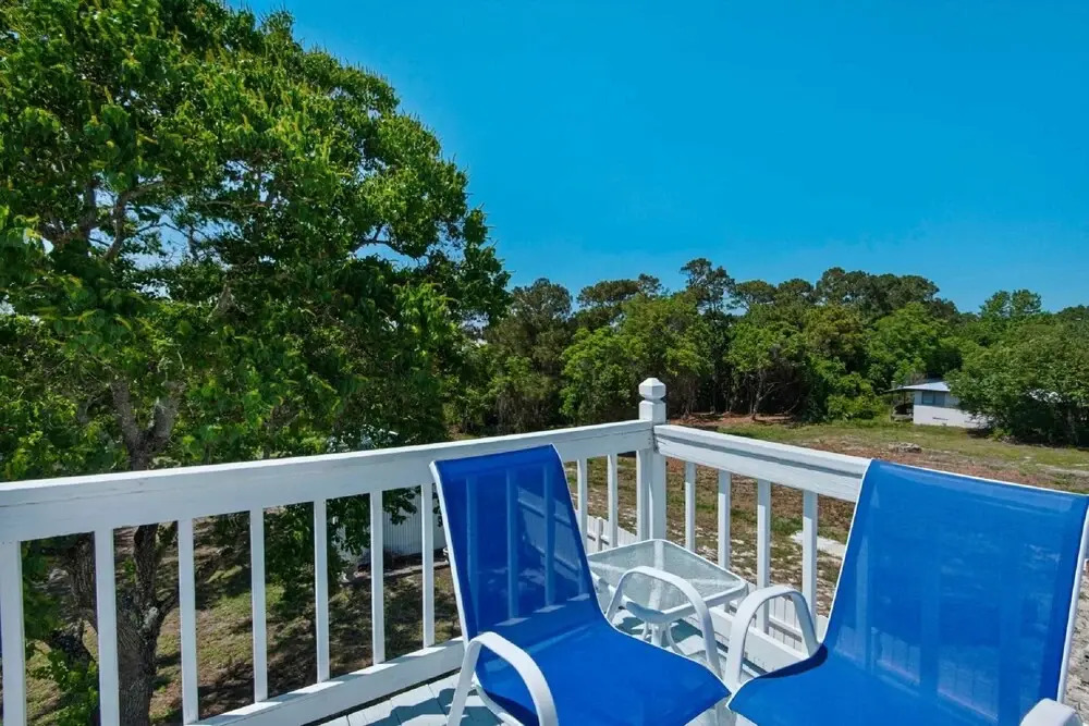 Beach Bungalow 3 Bedroom Apartment