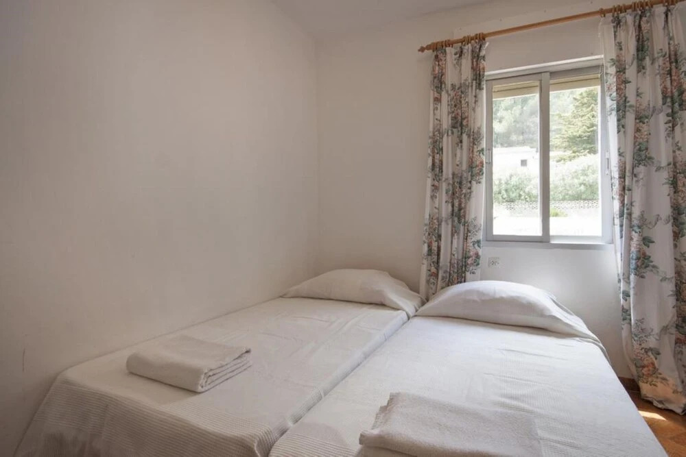 Villa - 3 Bedrooms with Pool, WiFi and Sea views - 106384