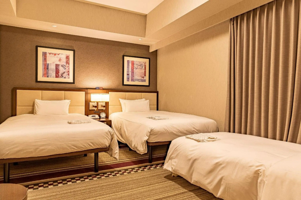 Отель Sunroute Plaza Shinjuku
