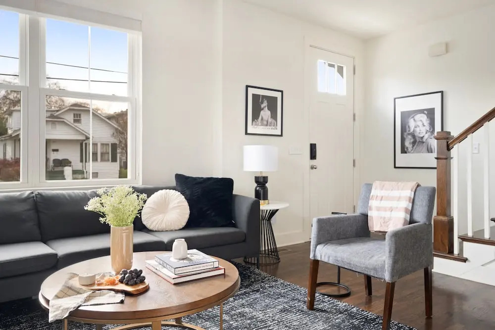 Hart Suite 4 by AvantStay Gorgeous Town House w Modern Amenities in Nashville