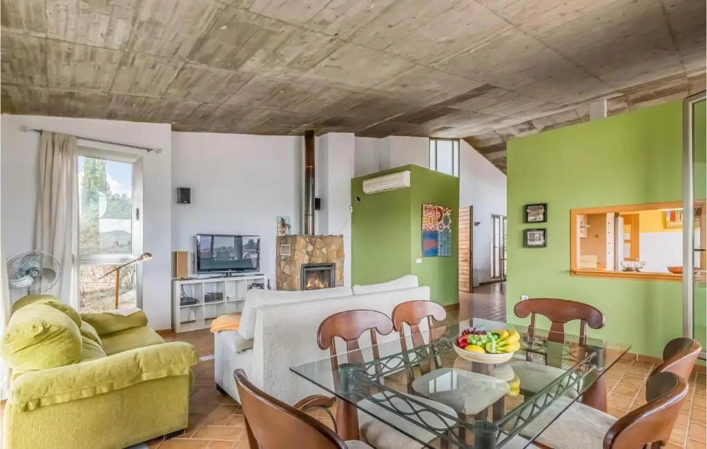 Pet Friendly Home In Villaharta