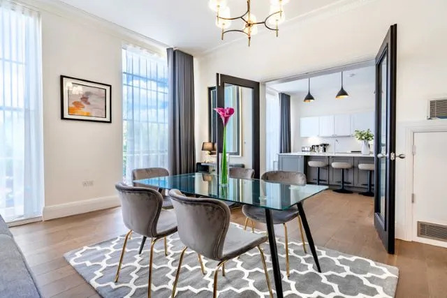 Be London - The Lincolns Inn Residences