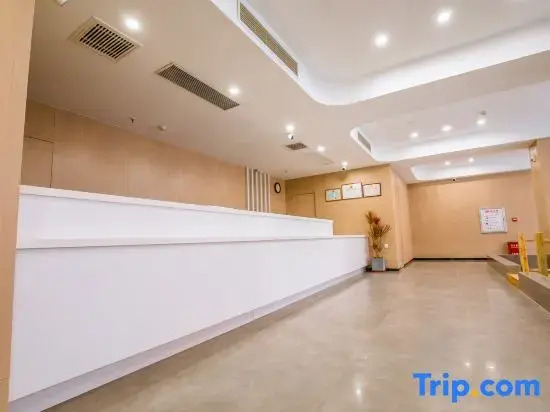 Super 8 Select Hotel (Kaifeng Qingming Shanghe Garden)