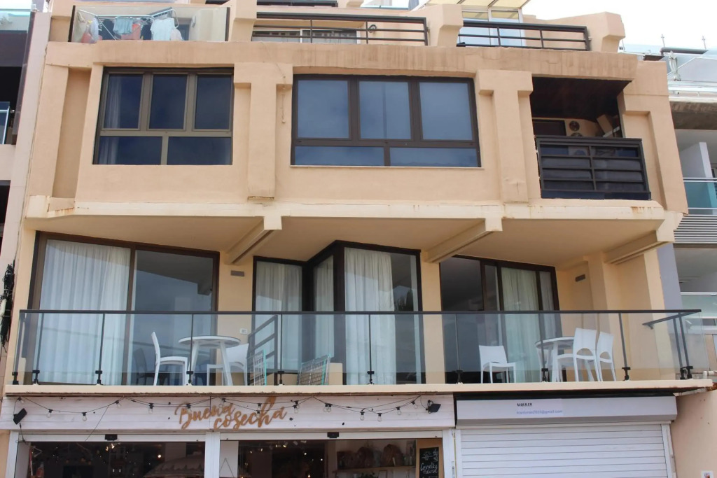 Lord Nelson Las Canteras 2