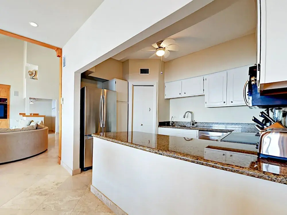 4br W/ Stunning Bay Views - Pool, Boat Slip 4 Bedroom Condo