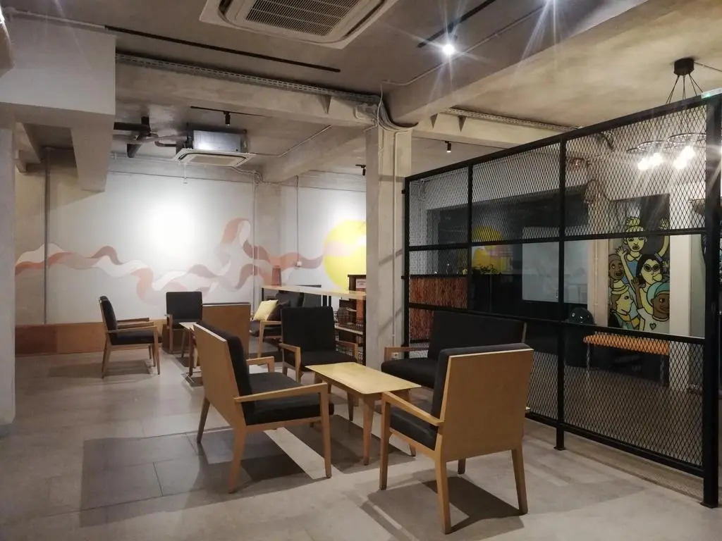 Pinxs Hostel Gunung Sahari