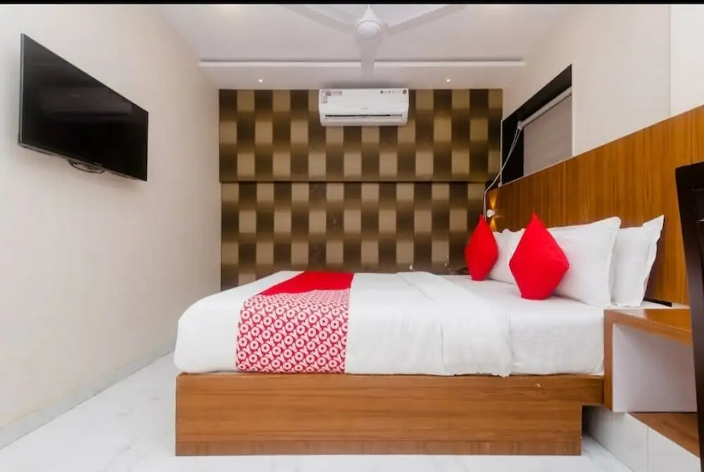 Qubestay Airport Capsule Hotel & Hostel