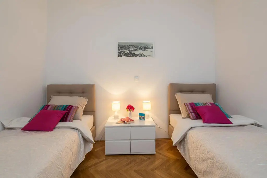 Apartment Mirtus