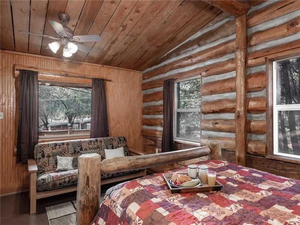 Three Bears, 7 Bedrooms, Deck, Fireplace, Midtown, Grill, Sleeps 22