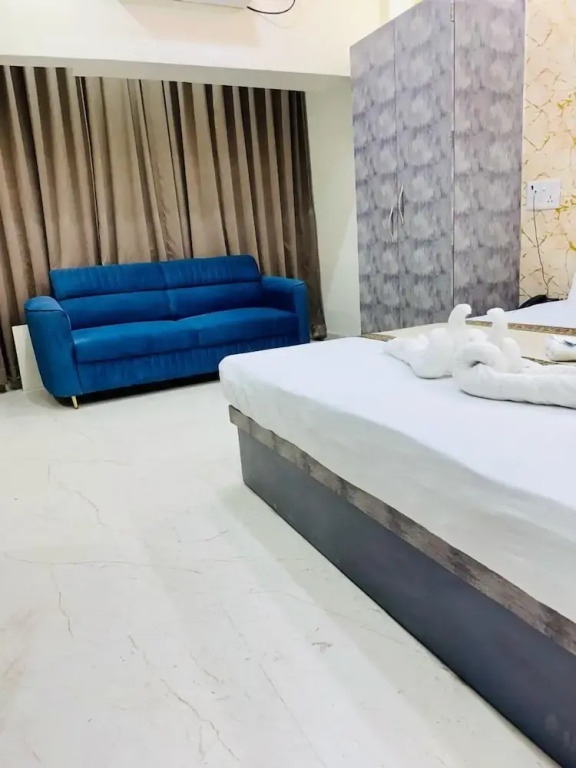 KashVi Hotels