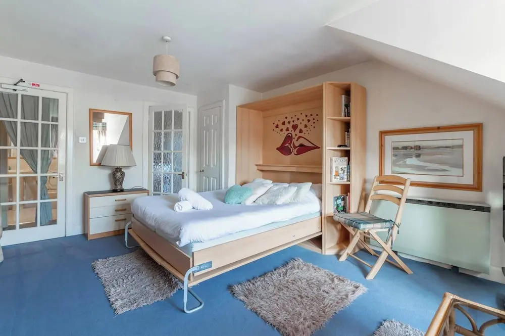 Edinburgh City Retreat - Edinburgh City Centre 3 min Walk to Edinburgh Castle
