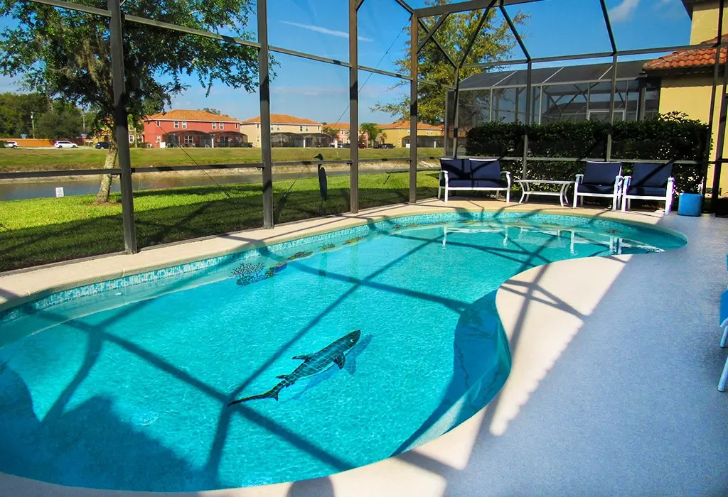 4-Bed Villa with Aquatic Themed Pool & Poolside TV, Kissimmee, US