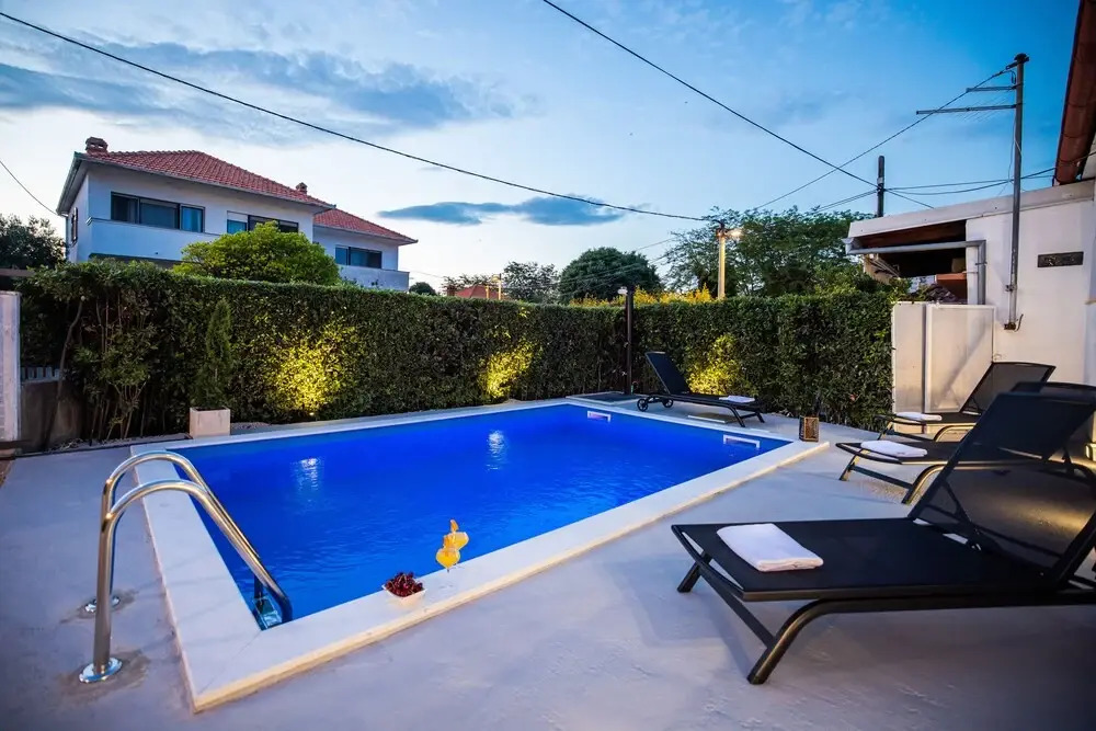 Villa Anđelina with pool - Zadar