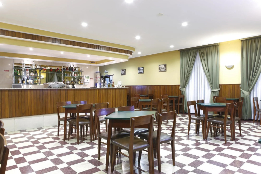 Domus Pacis Fatima Hotel