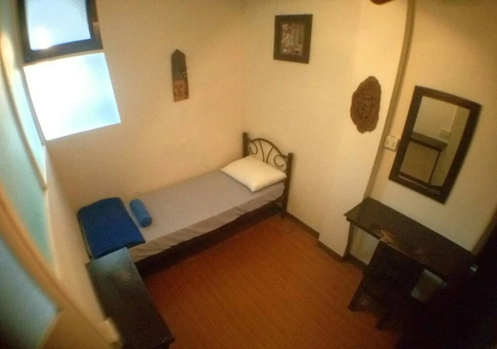 YHA Bangkok Downtown at Station S3 - Hostel