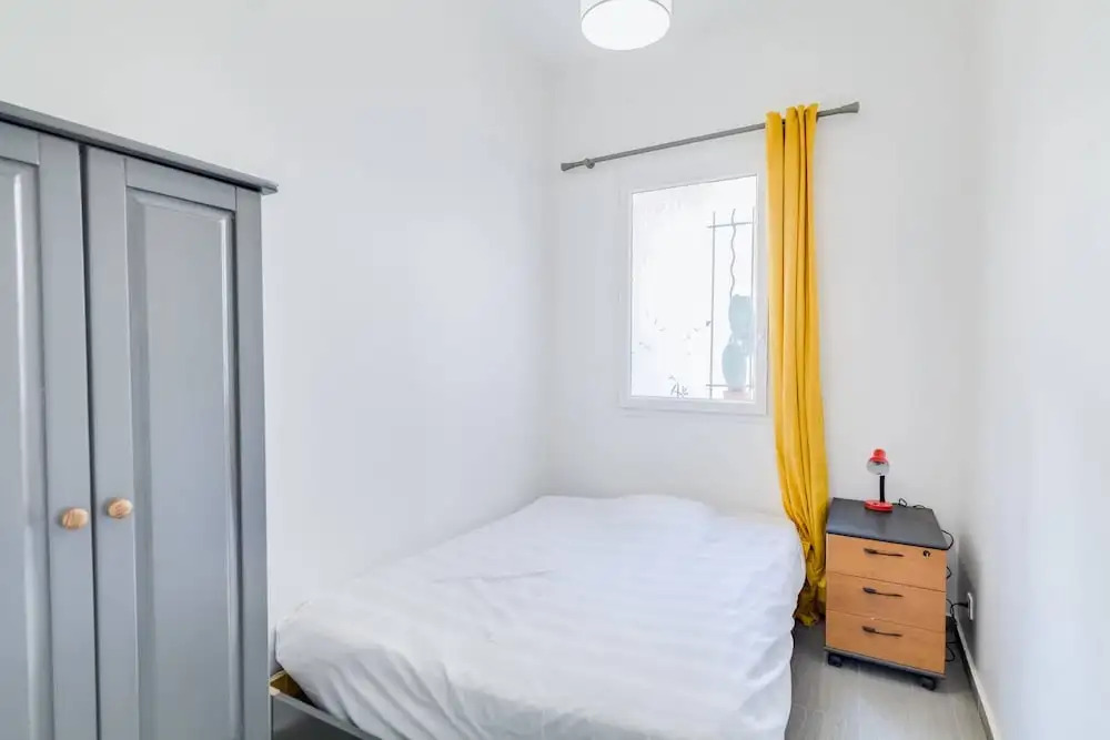 Modern flat near Parc du 26ème Centenaire