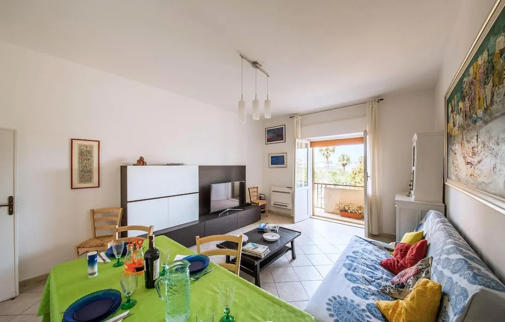 Amazing Apartment in Alghero With 2 Bedrooms and Wifi