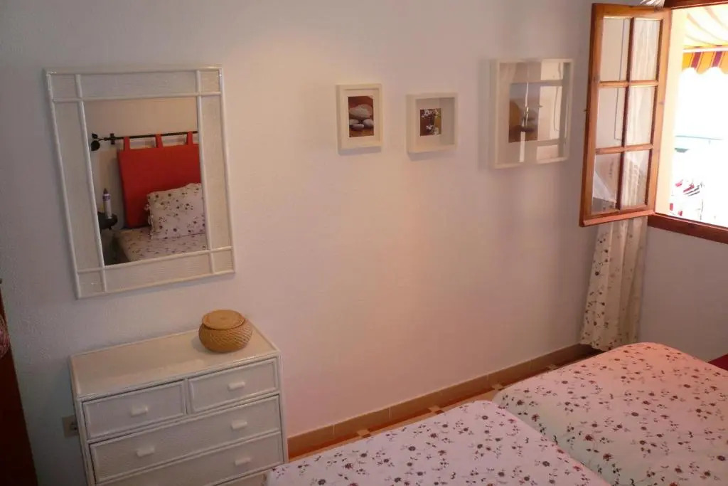 MEDITERRANEAN BEACH APARTMENT 180º SEA & ISLAND VIEWS