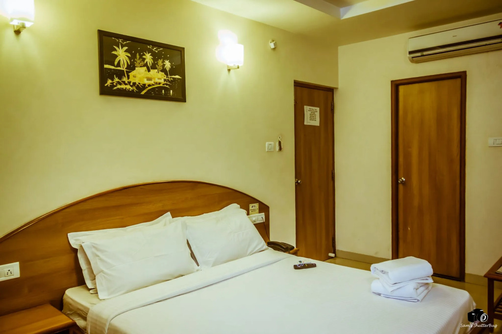 Hotel SPR Inn