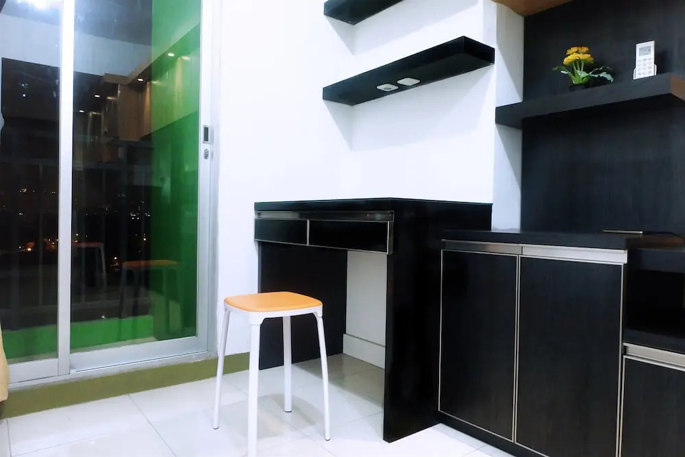Cozy Studio Apartment Near Mall Kelapa Gading