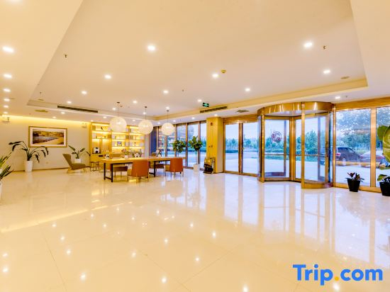 Lankao JT Hotel (Kaifeng Lankao High-Speed Railway Station)