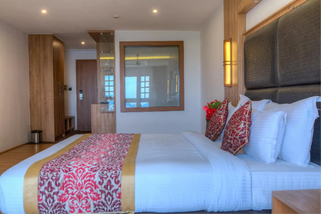 Palette - Pine Tree Spa Resort