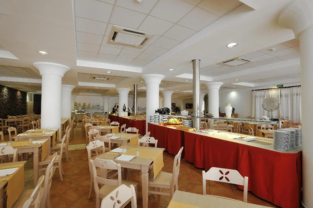 Cala Della Torre Resort