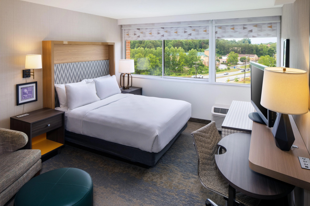 Holiday Inn Charlottesville-Monticello by IHG