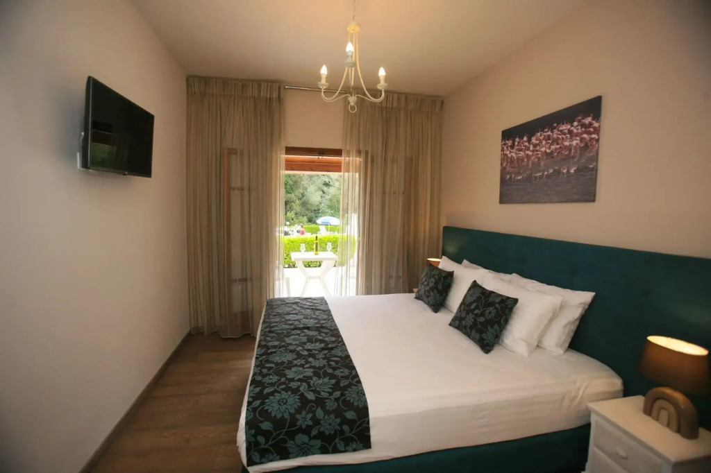 Summer Wine Friendly Resort