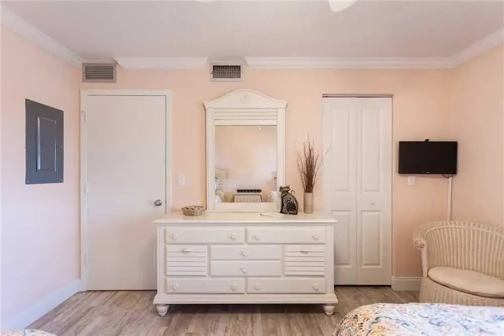 Shores Club 1002 - Two Bedroom Condo