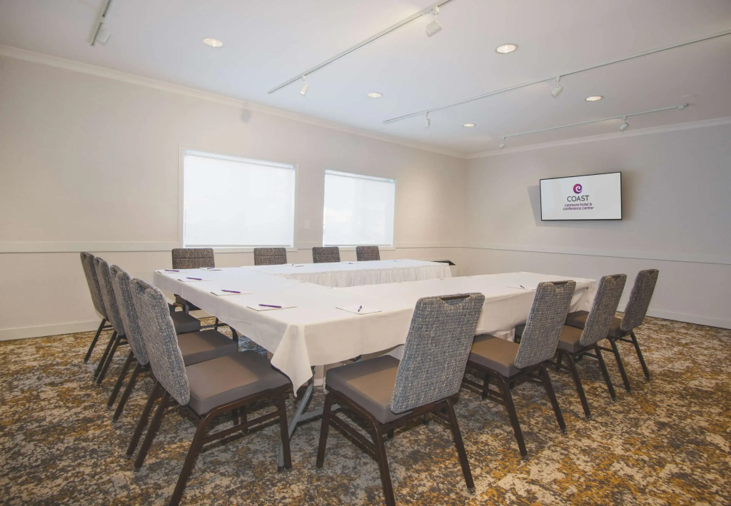 Coast Canmore Hotel & Conference Centre