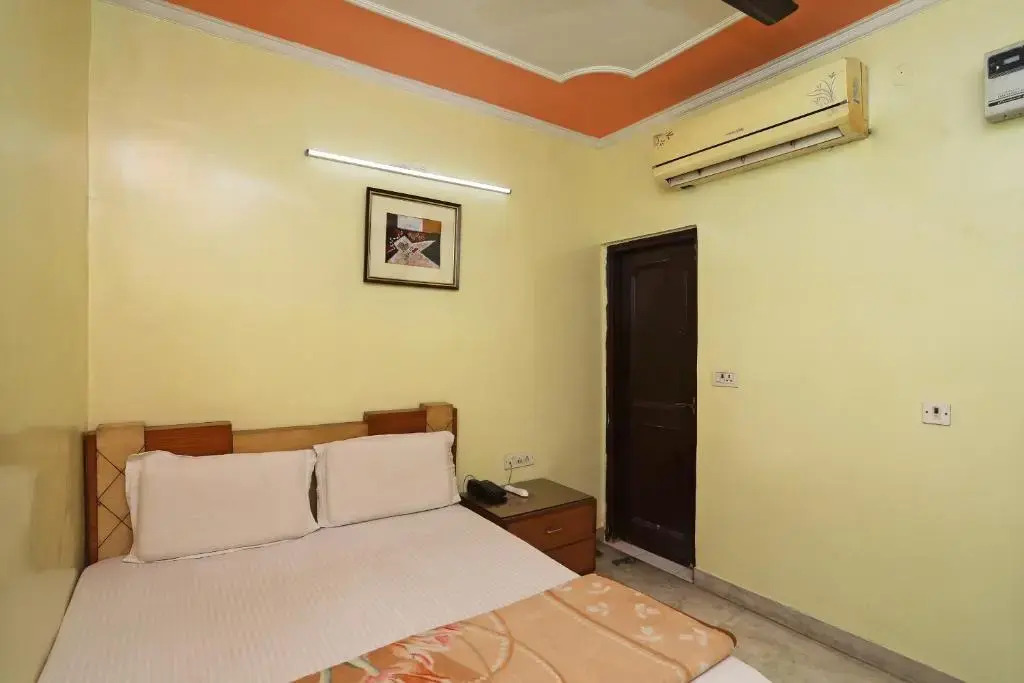 Spot on 41887 Shyam Palace