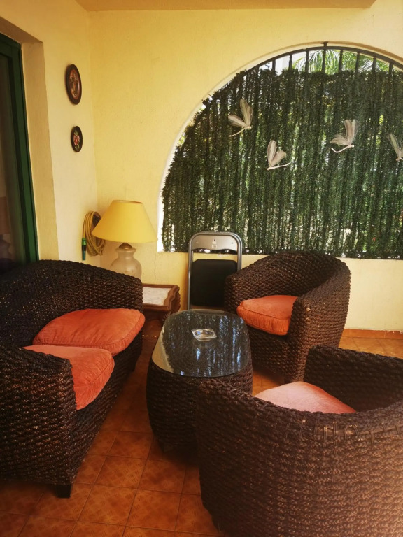 Excelent location 5 min to the beach