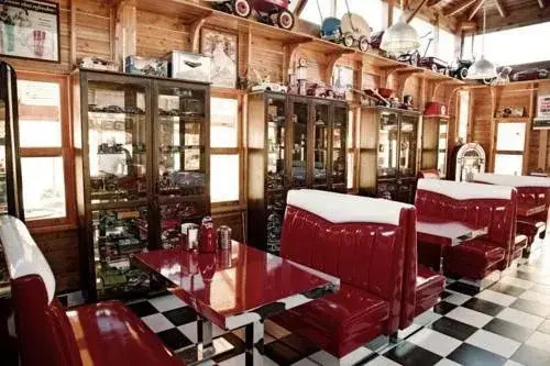 Fifties Corner