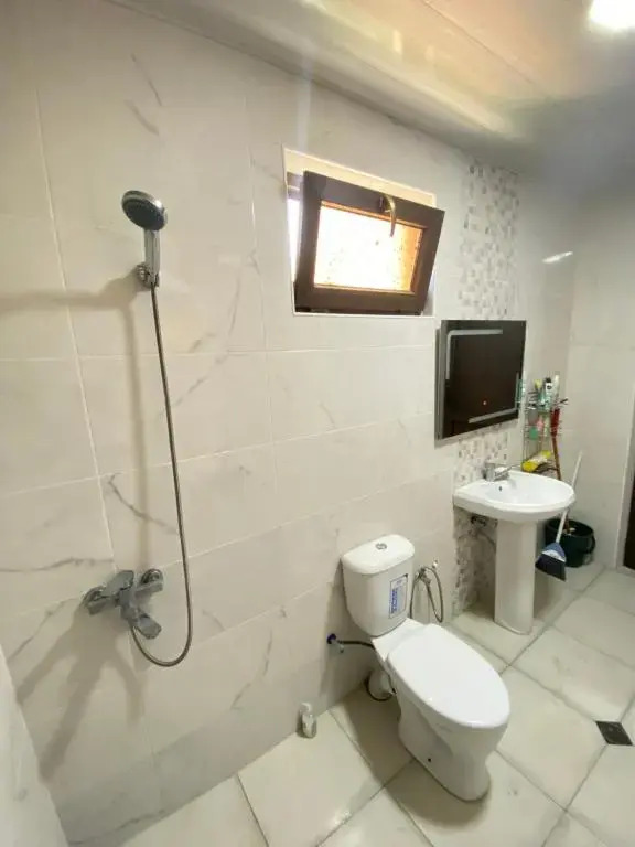 Andro House