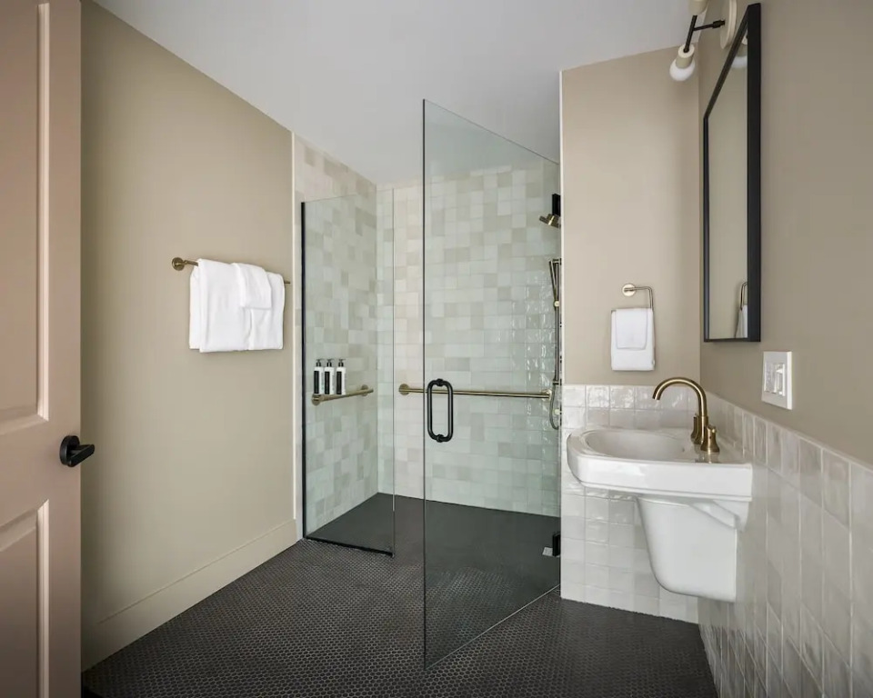 The Neighborhood Hotel - New Buffalo