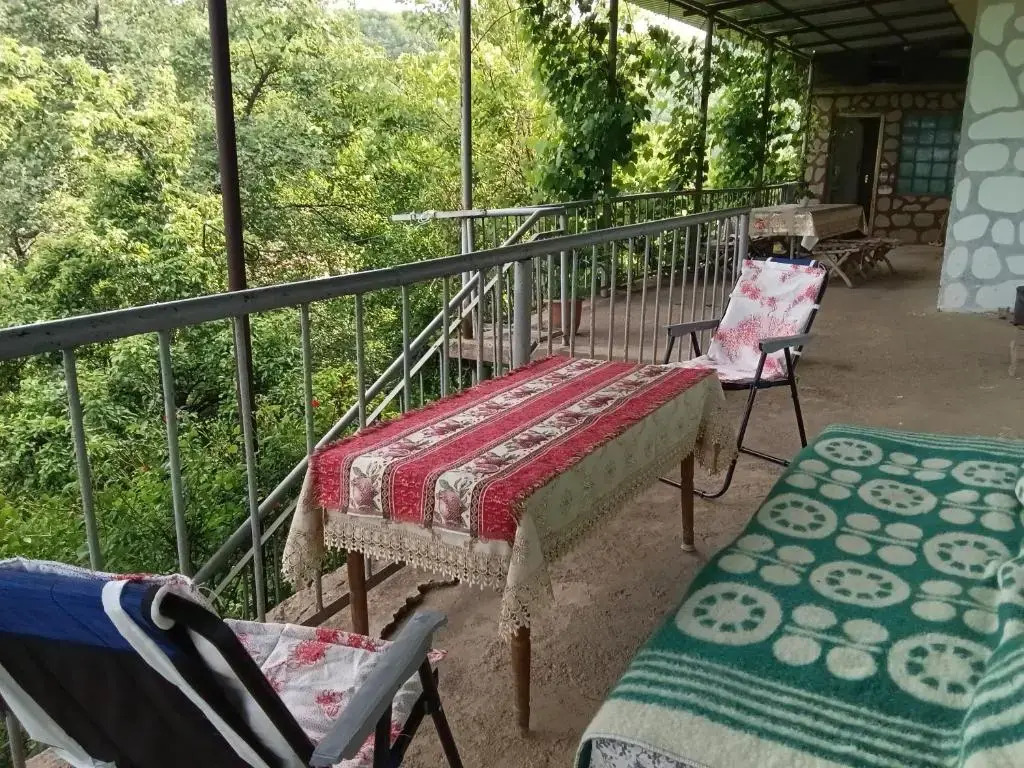 Vazkens Guest House