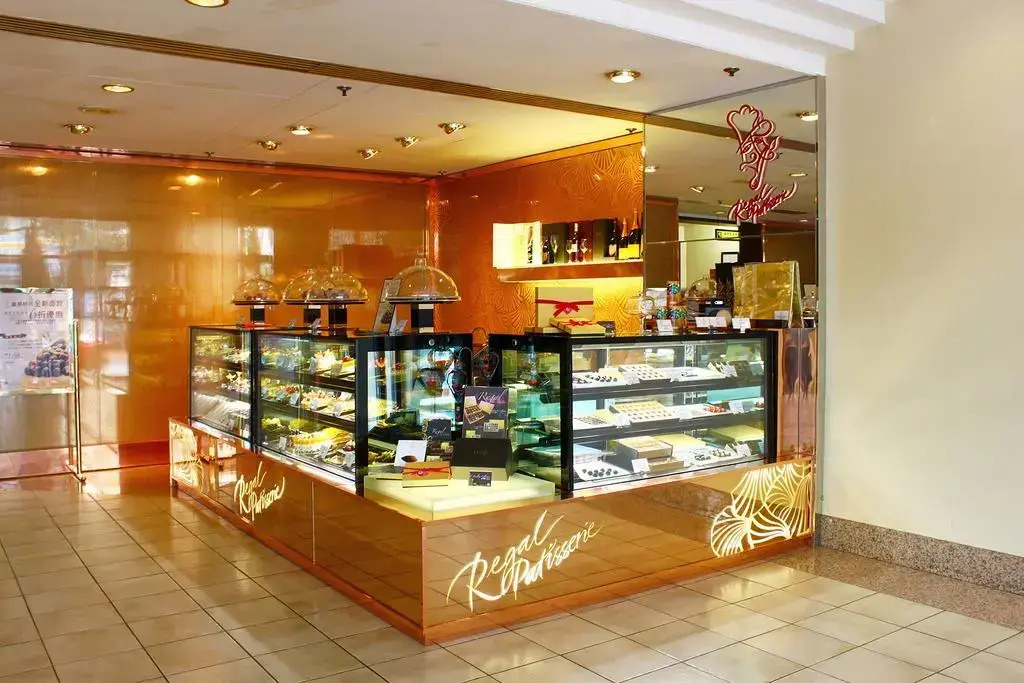 Regal Riverside Hotel