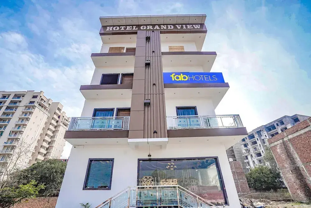 Fabhotel Grand Inn Ii
