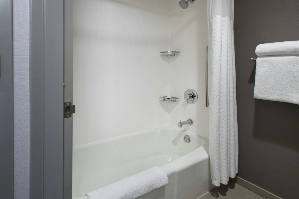 Courtyard by Marriott Norwalk