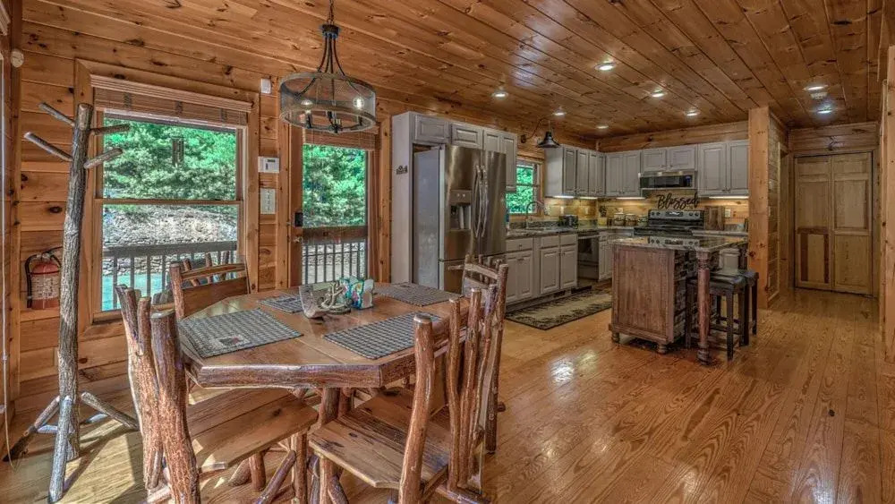Bear Creek Cabin by Escape to Blue Ridge