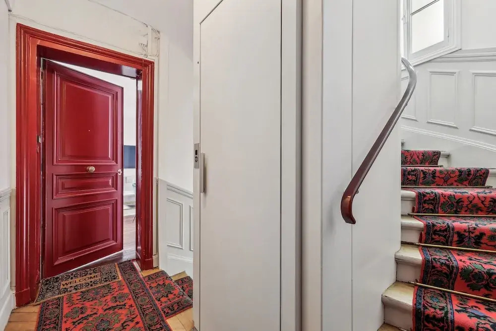 Stylish 3BR Near Tuileries Gardens