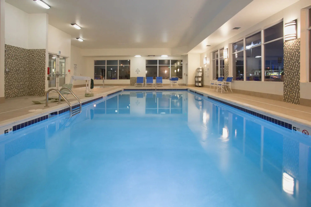 Holiday Inn Express & Suites Denver North - Thornton by IHG