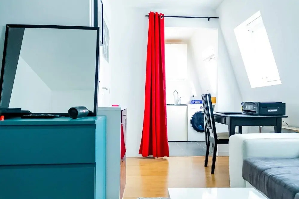 Charming Studio Near Louvres