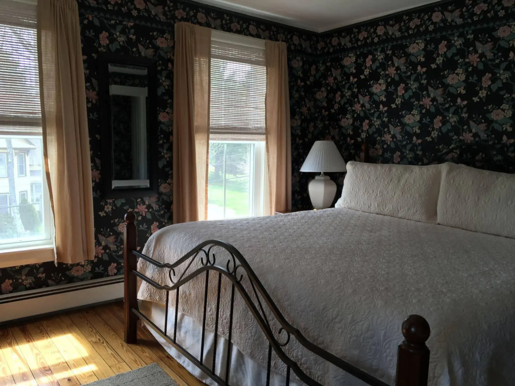 Lakeview Inn