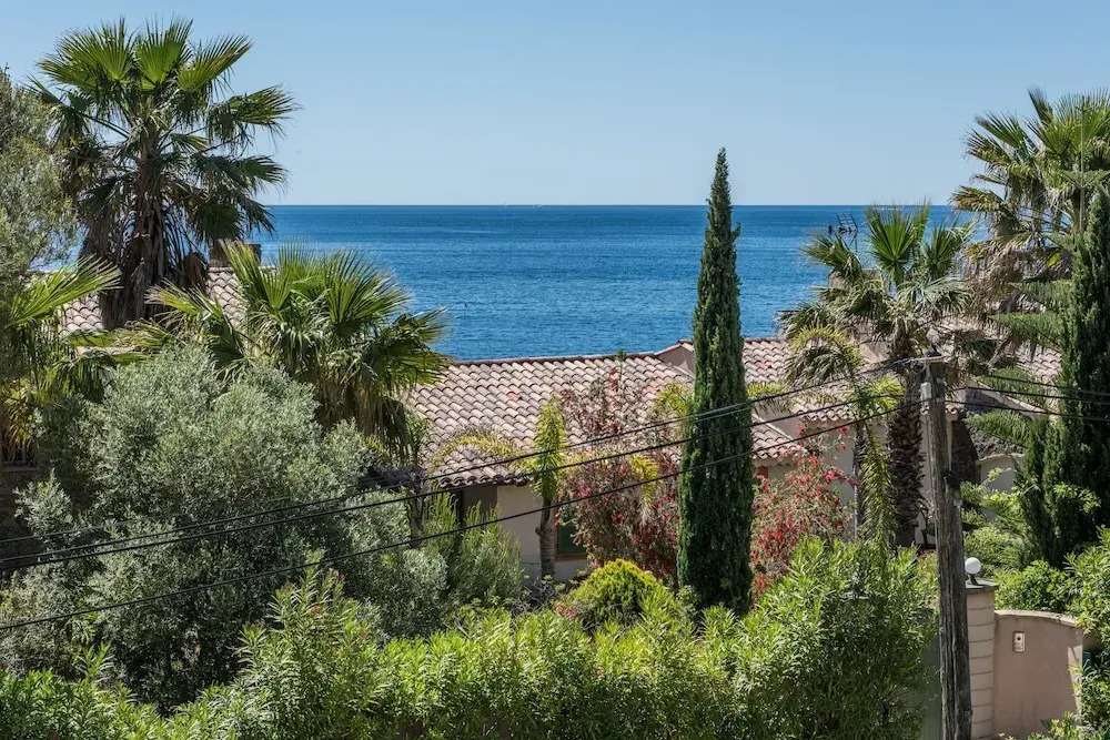 Villa Mistral