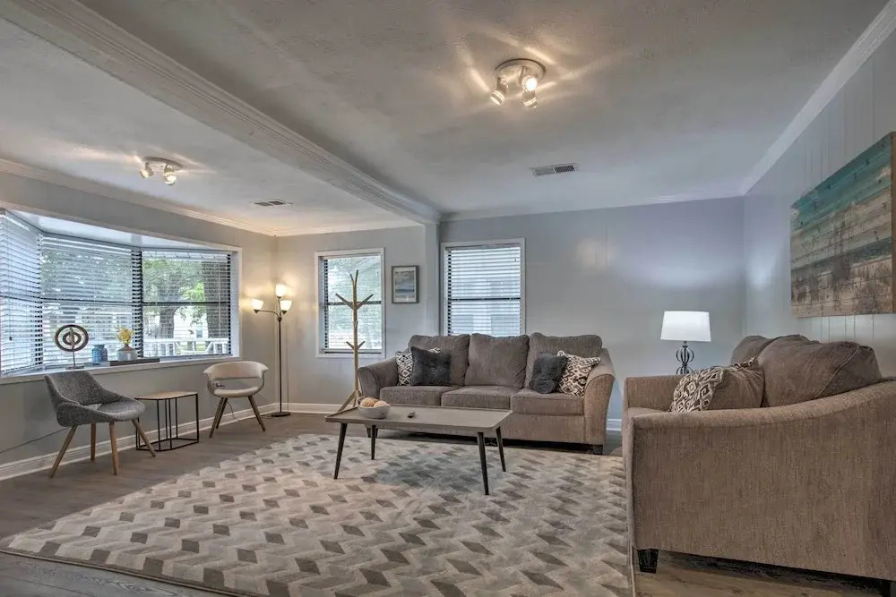 Gulfport Bungalow by Jones Park/beach Access!